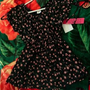 Maternity floral blouse